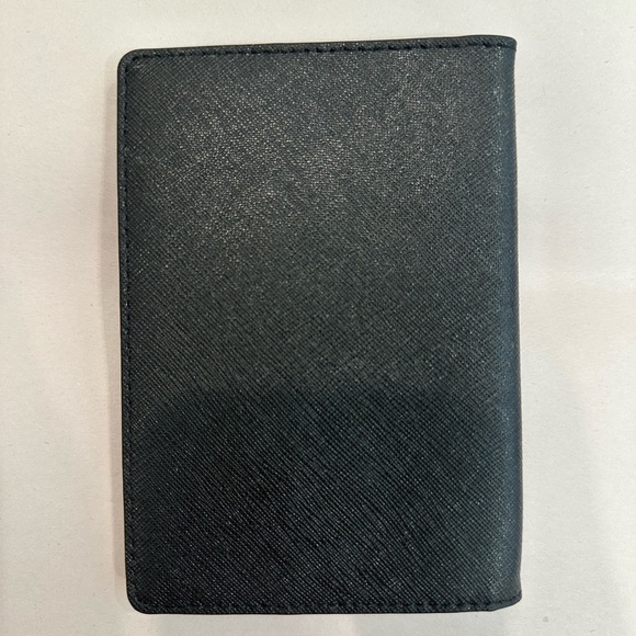 Kate Spade Cedar Street Passport Holder Card Wallet Black Leather Polka Dot - Picture 4 of 13